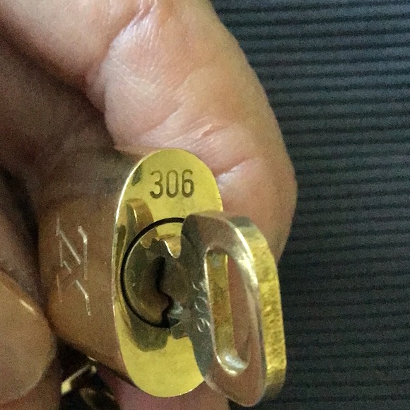 Authentic Louis Vuitton Pad Lock Lock & Key - Picture 6 of 9